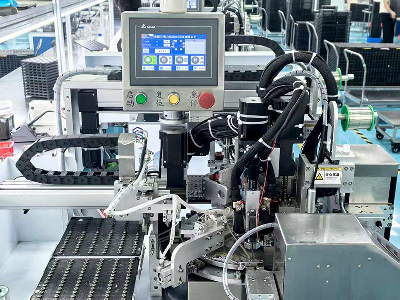 High-precision capacitance and frequency test equipment